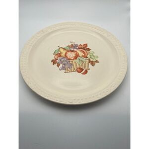 Universal Laurella Fruit Basket Plate Made in USA Used